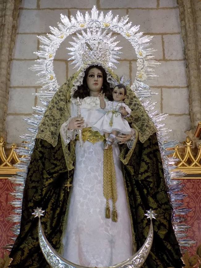 Ntra Sra de los Remedios Coronada Patrona de Mairena del Alcor